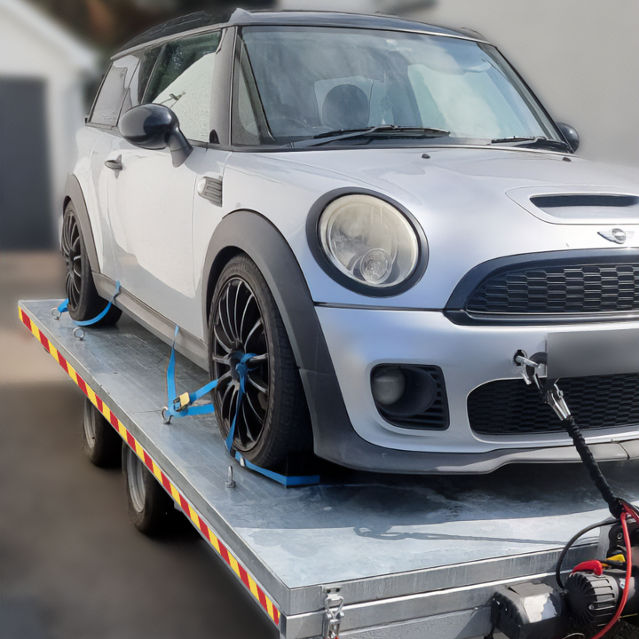 Mini Club Square Mini Club Square Photo